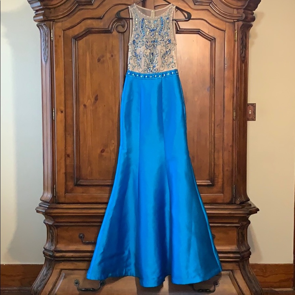 Blue prom/ gala dress